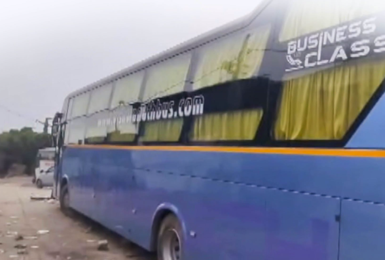 दिल्ली कश्मीरी गेट में नाबालिग छात्रा से कथित गैंगरेप मामले में स्लीपर बस जब्त