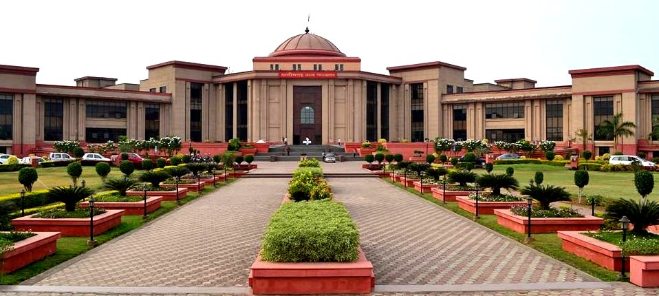 छत्तीसगढ़ हाईकोर्ट में तीन नए न्यायाधीशों की नियुक्ति को सुप्रीम कोर्ट कॉलेजियम की मंजूरी